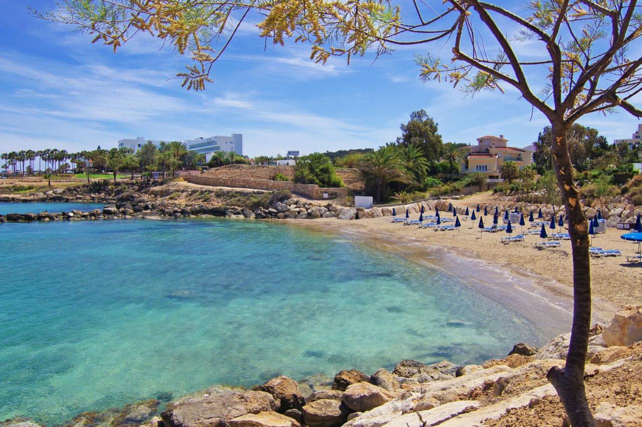 Gabriela - Coralli Beachfront Apartment Protaras Eksteriør bilde